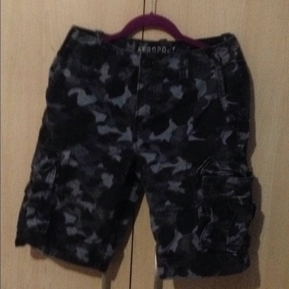 Cargo camouflage shorts